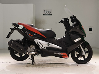Aprilia APRILIA SR MAX 300 2015