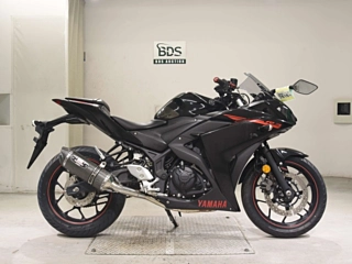 Yamaha YZF-R3 2015