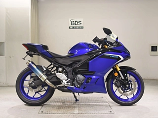 Yamaha YZF-R3 2025