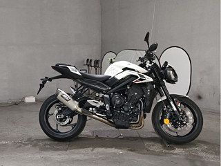 Triumph TRIUMPH STREET TRIPLE R 2023