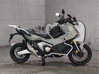 Honda X-ADV 2025