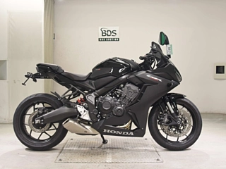 Honda CBR650R 2024