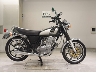 Yamaha SR400-4 2017