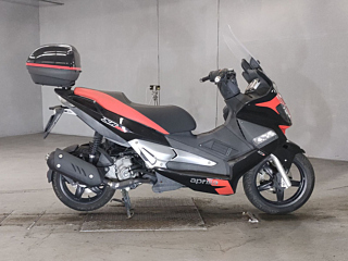 Aprilia APRILIA SR MAX300 2013
