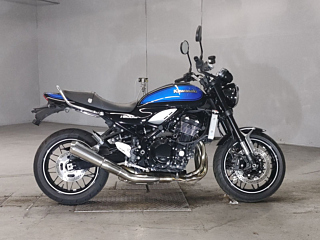 Kawasaki Z900RS 2023