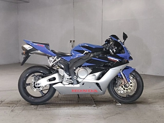 Honda CBR1000RR 2004