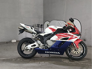 Honda CBR1000RR 2004