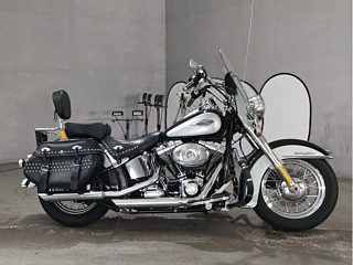 Harley-Davidson HARLEY FLSTC1580 2013