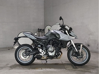 Suzuki GSX-8S 2024