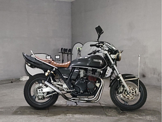 Yamaha XJR400 1995