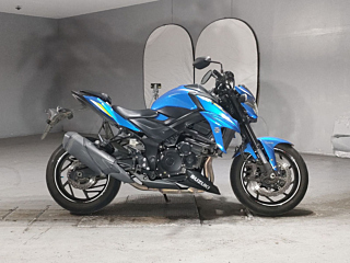 Suzuki GSX-S750 2021