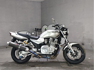 Yamaha XJR1300 2001