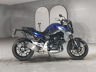 BMW BMW F900R 2021