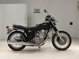 Yamaha SR400-4 2016