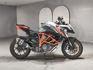 KTM KTM 1290 SUPER DUKE GT 2016