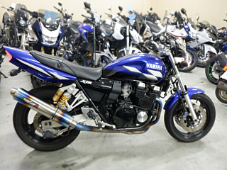 Yamaha XJR400R-1 2002