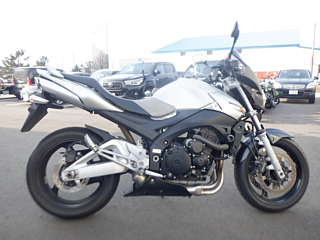 Suzuki GSR400 2008