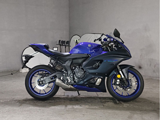Yamaha YZF-R7 2025