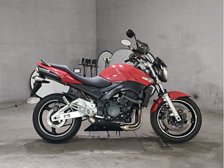 Suzuki GSR400 2008