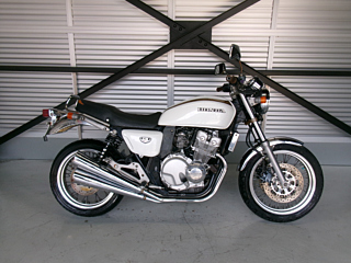 Honda CB400 1997