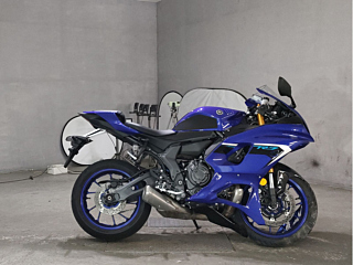 Yamaha YZF-R7 2025