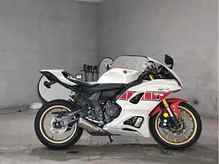 Yamaha YZF-R7 2022