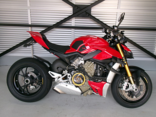 Ducati DUCATI STREET FIGHTER V4S 2021