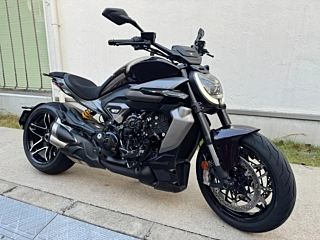 Ducati DUCATI X DIAVEL V4 2025