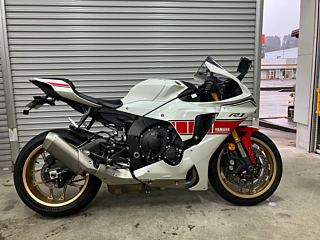 Yamaha YZF-R1 60TH ANNIVERSARY 2023