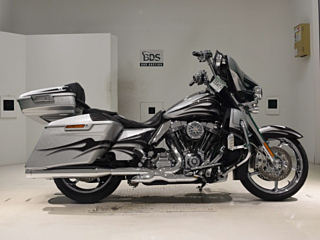 Harley-Davidson HARLEY FLHXSE1800CVO 2015
