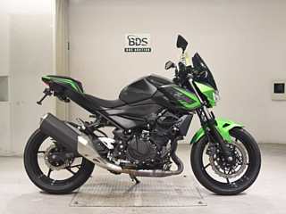 Kawasaki Z400-2 2021