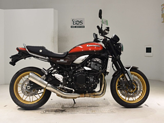 Kawasaki Z900RS 2022