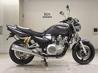 Yamaha XJR1300 2006