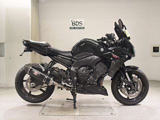 Yamaha FZ-1 FEATHER 2012