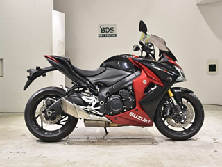 Suzuki GSX-S1000F 2016