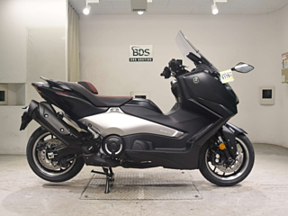 Yamaha T-MAX560 2026