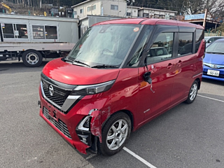 NISSAN ROOX