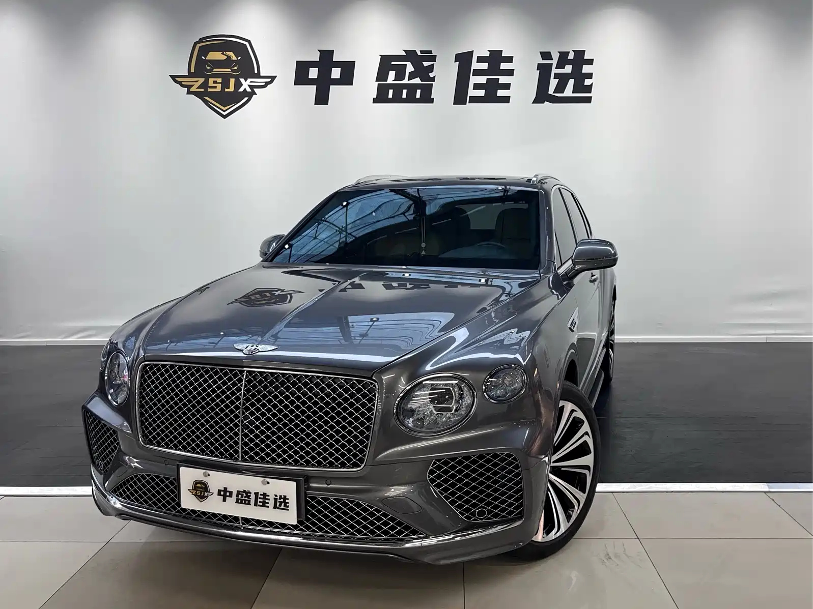 BENTLEY BENTAYGA 2021