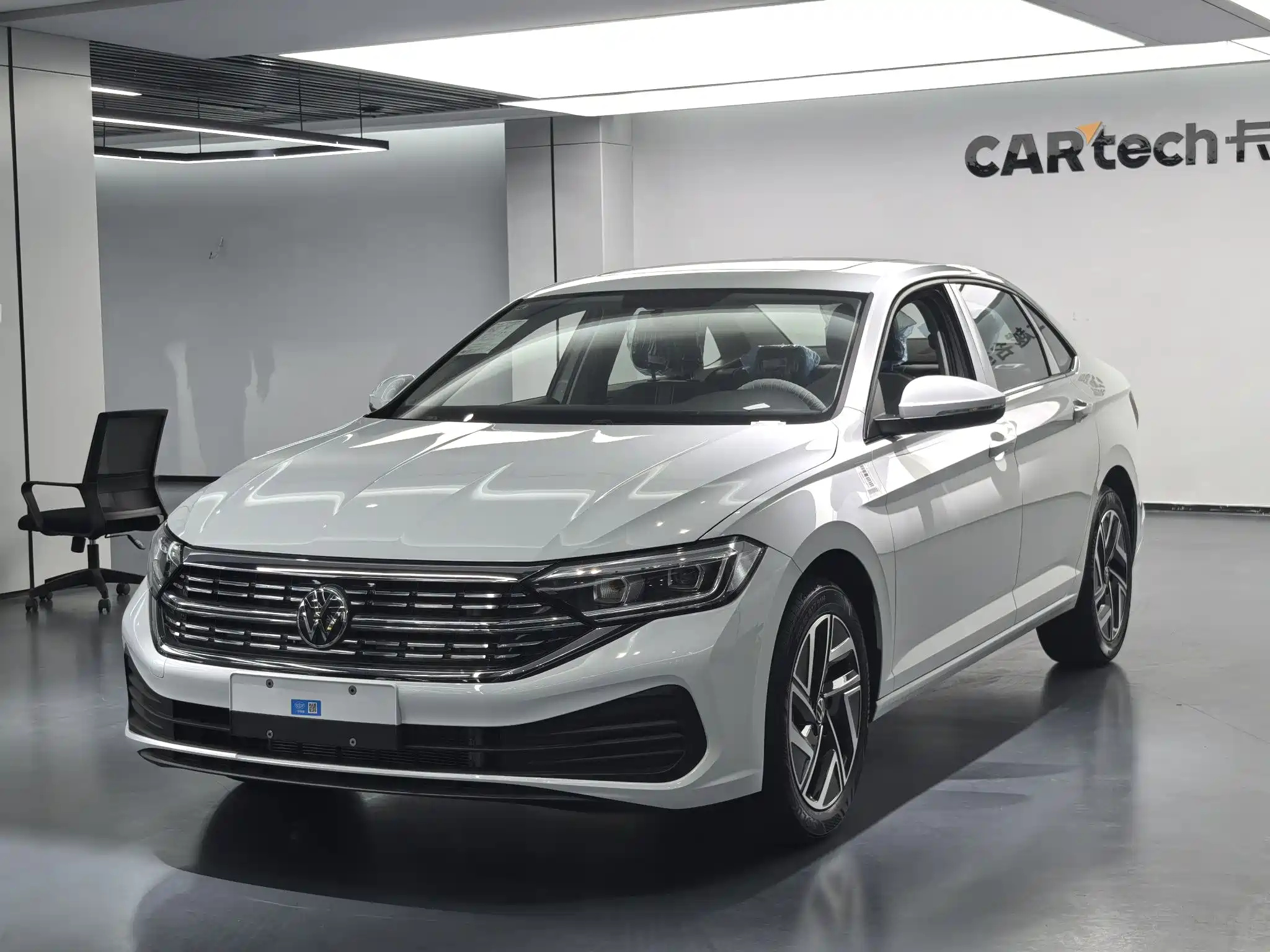 VOLKSWAGEN SAGITAR 0