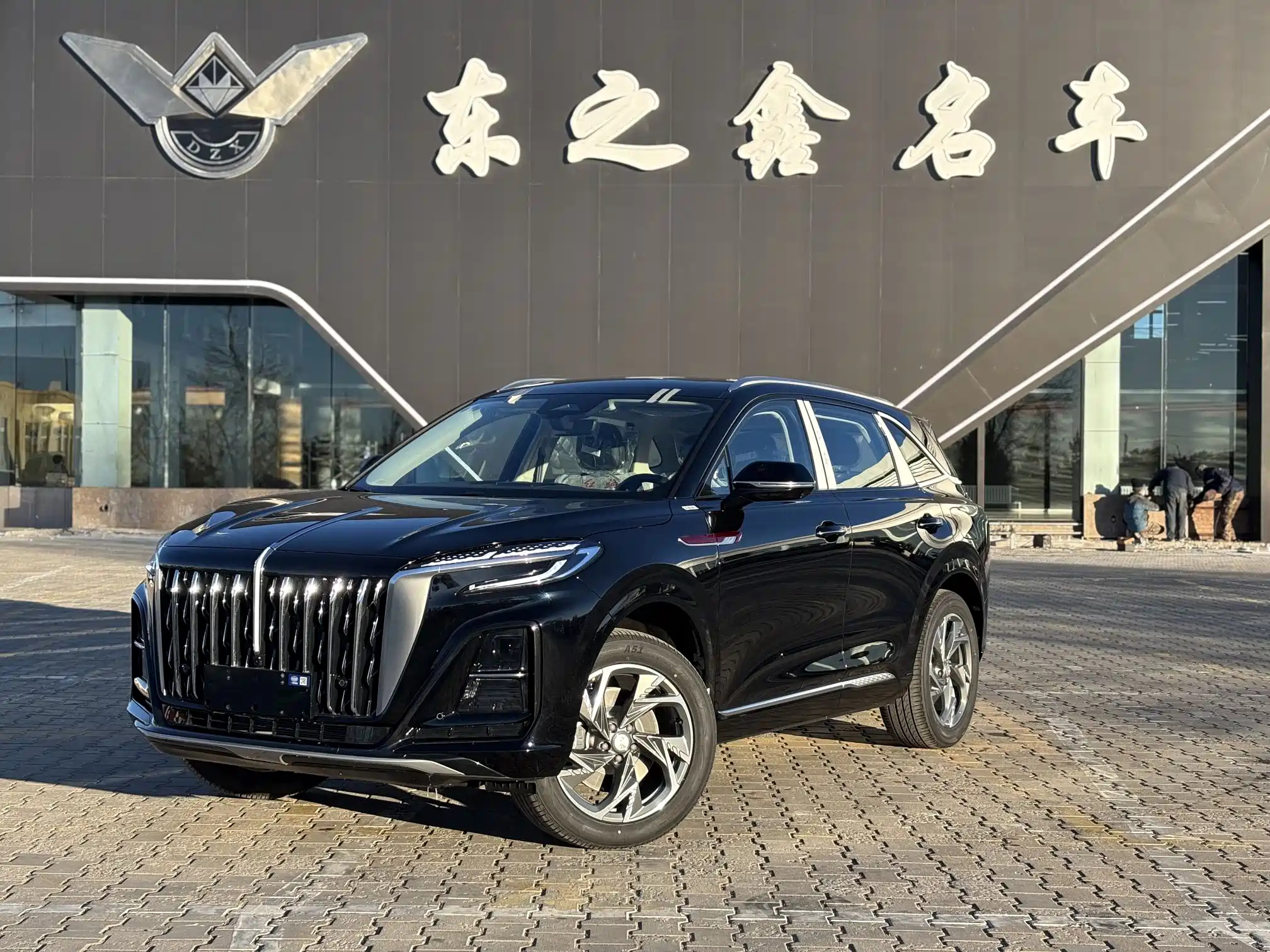 HONGQI HS3 PHEV 2025