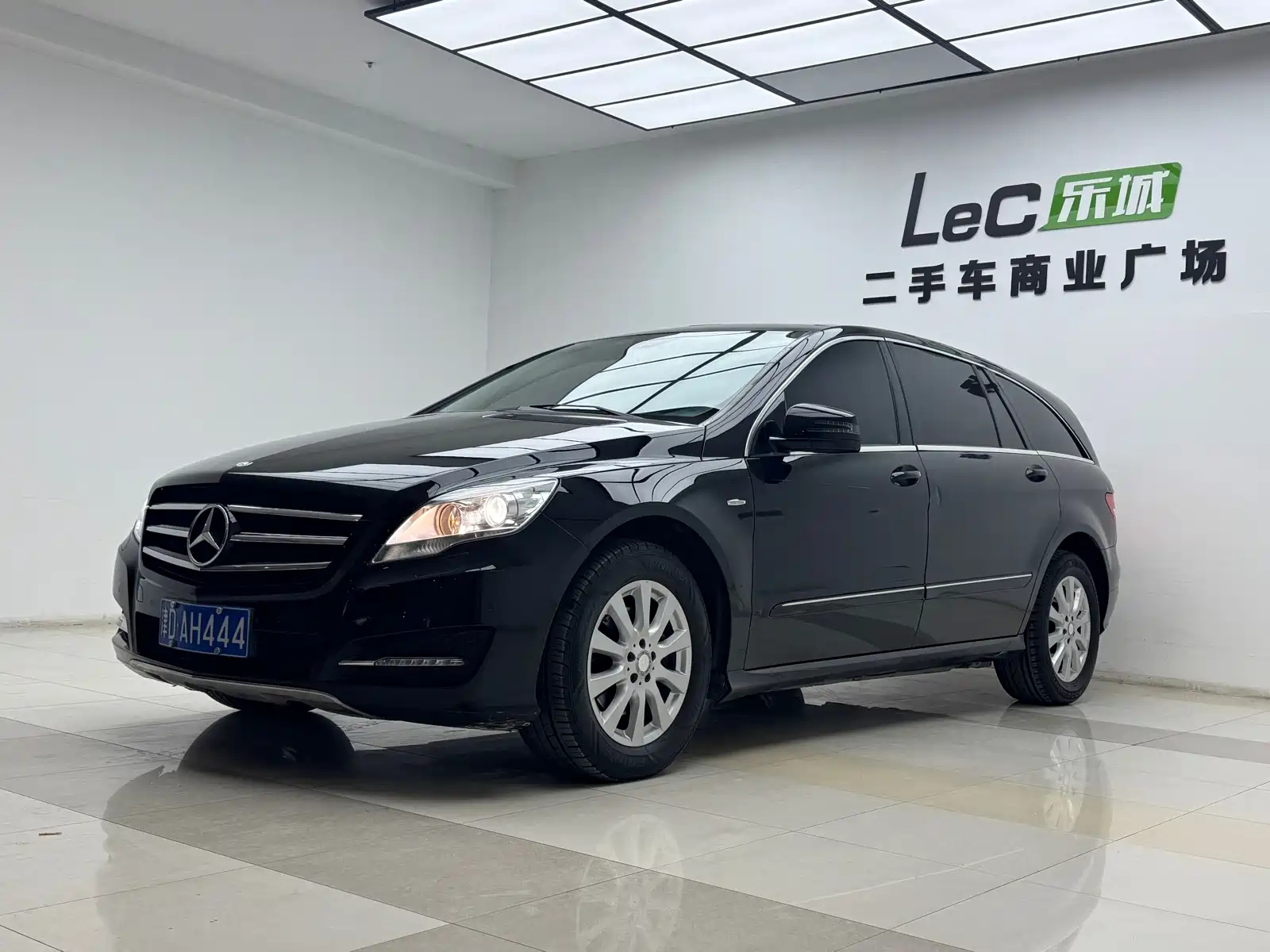 MERCEDES-BENZ R-CLASS 2017