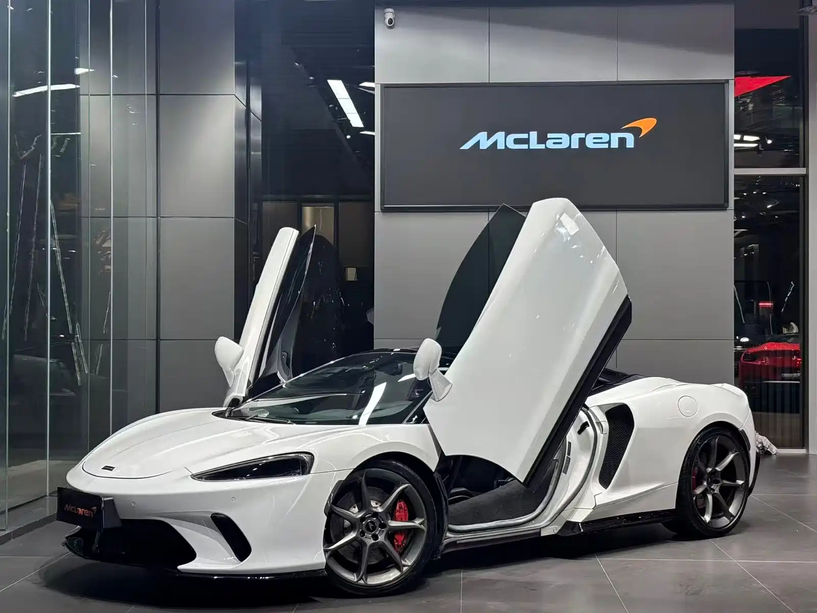 MCLAREN GT 2020