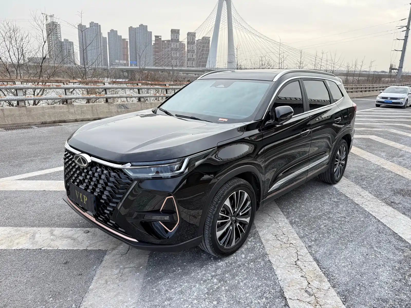 CHERY TIGGO 8 PRO 2024