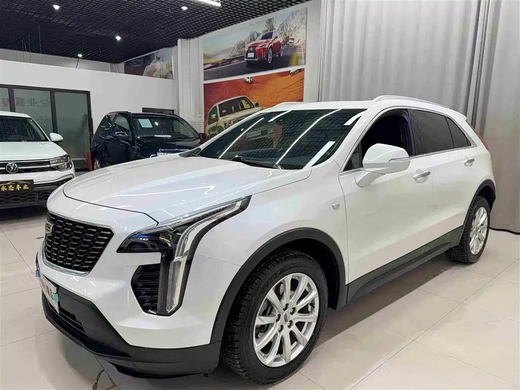 CADILLAC XT4 2021