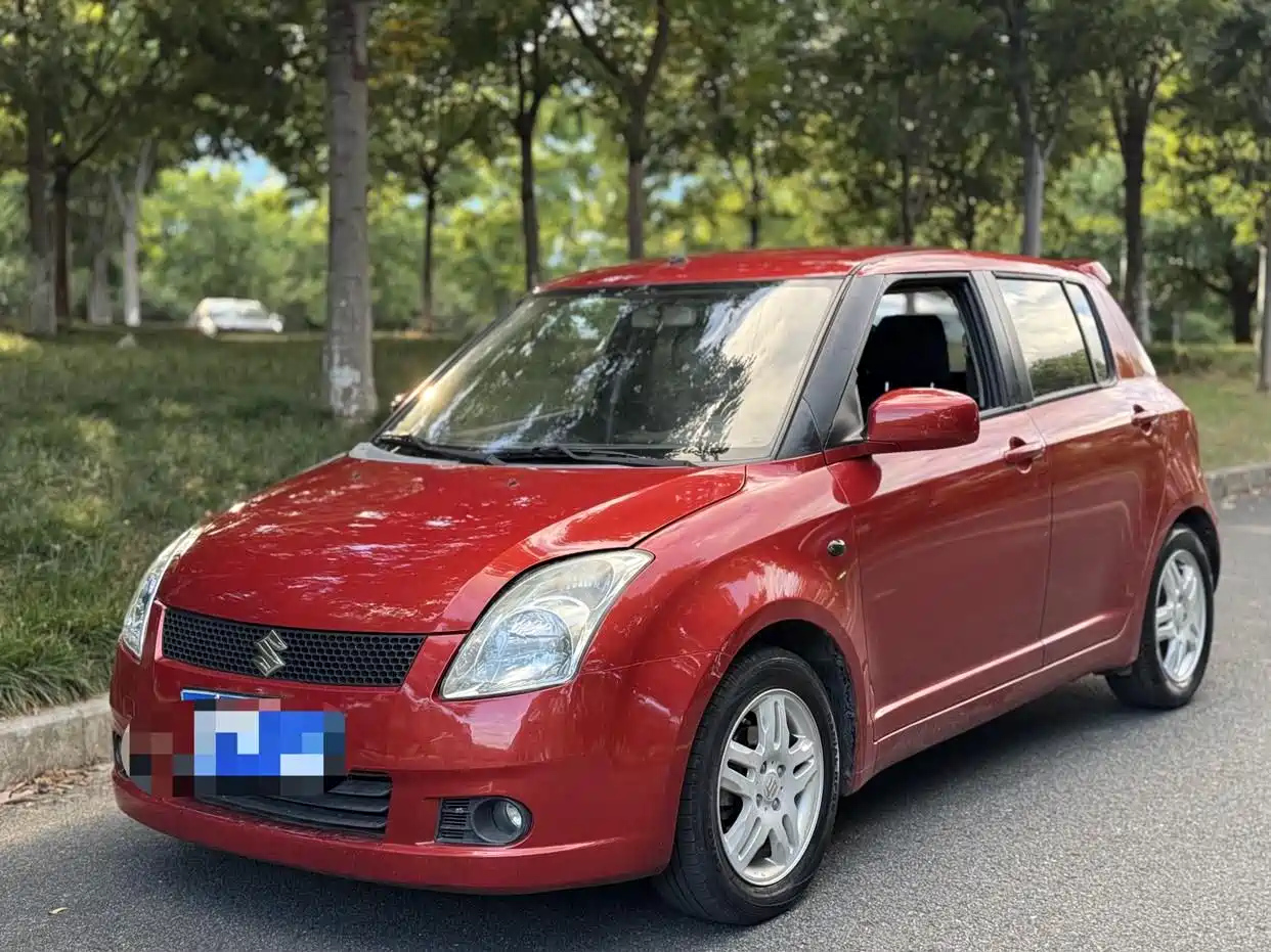 SUZUKI SWIFT 2011