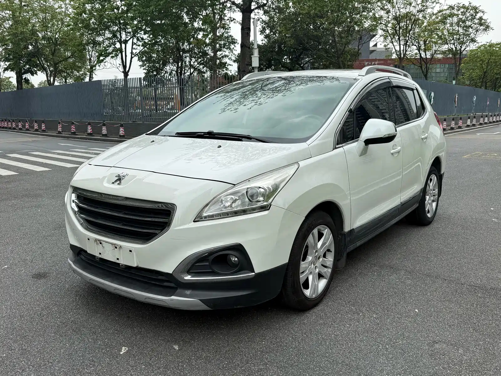 PEUGEOT 3008 2015