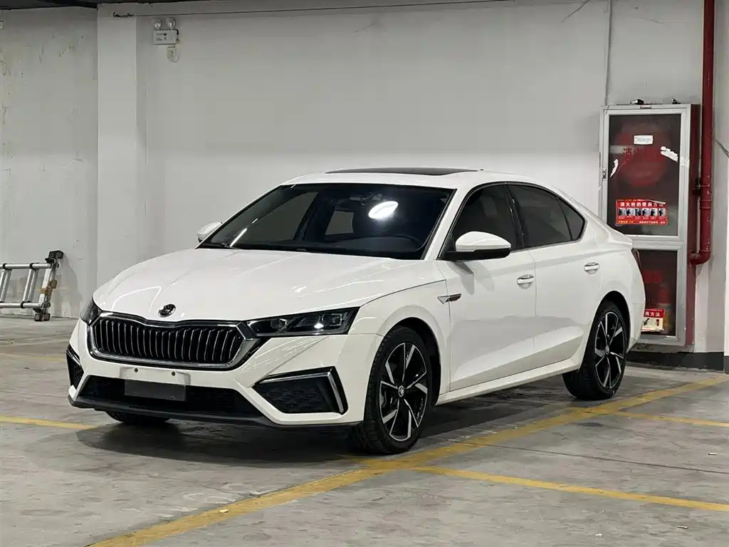 SKODA OCTAVIA 2022