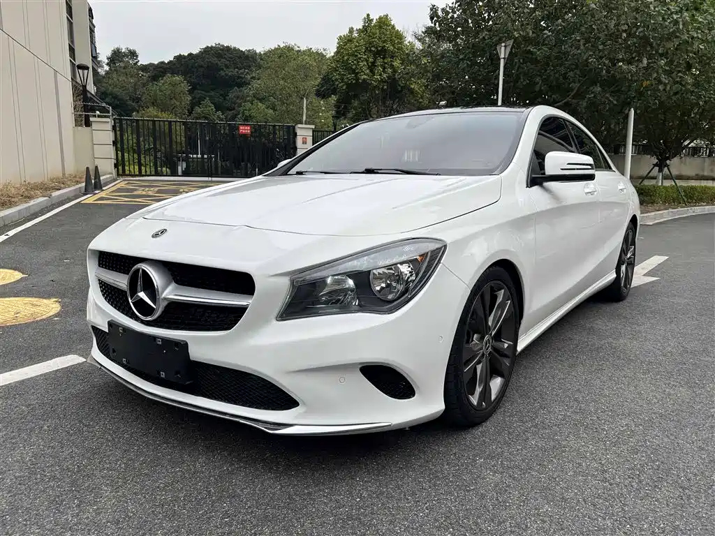 MERCEDES-BENZ CLA 2019