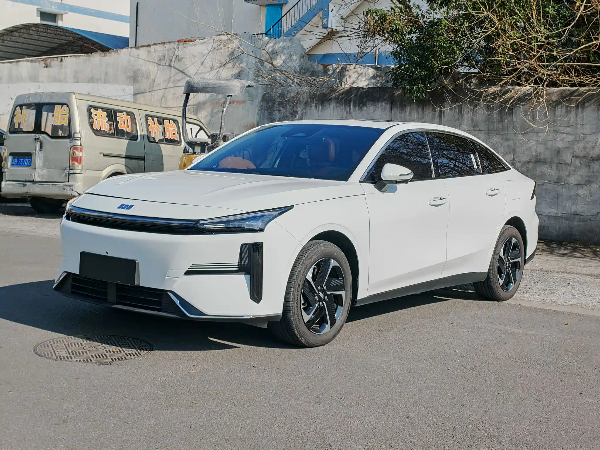 GEELY GALAXY GALAXY L6 2025