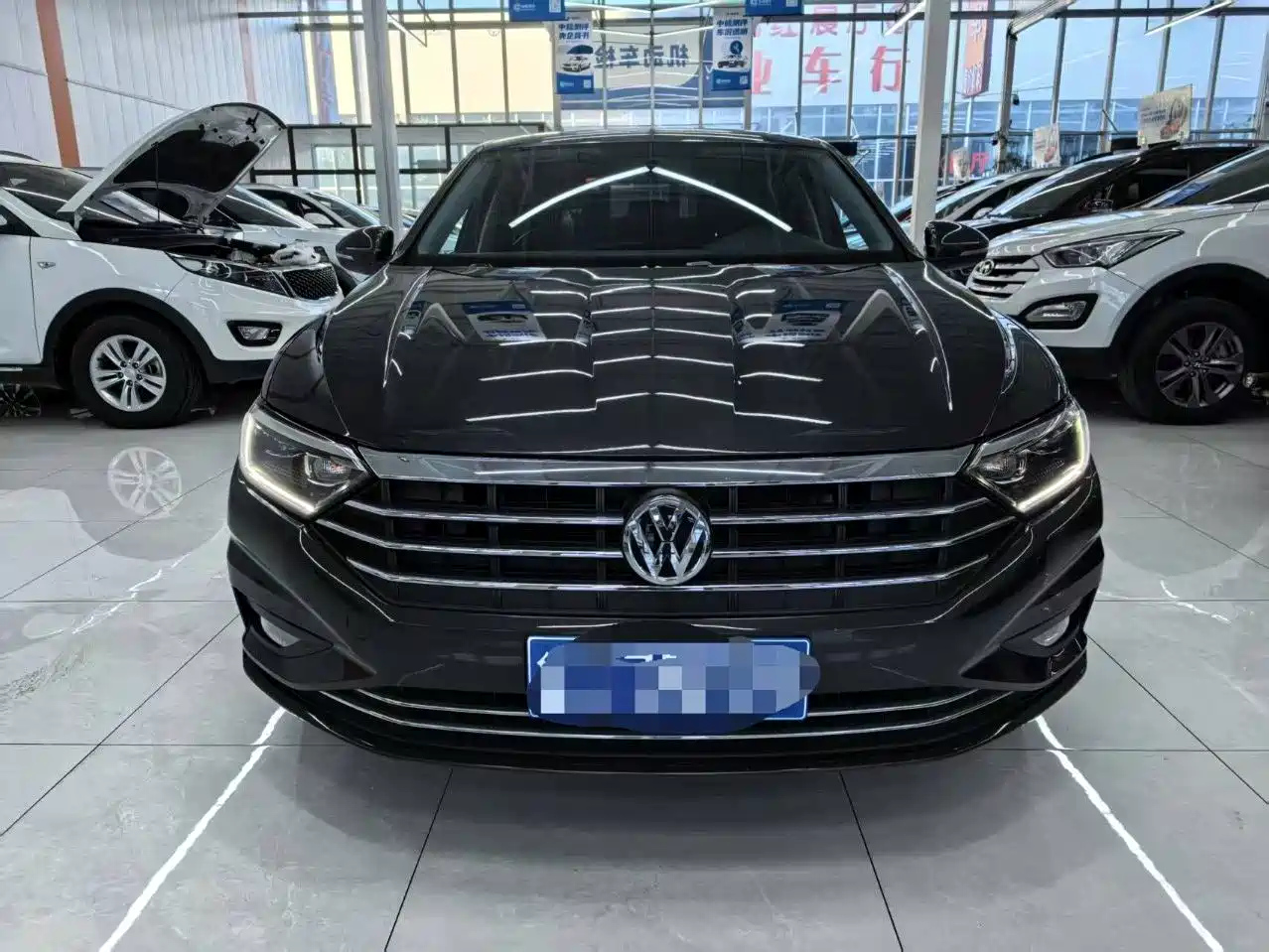 VOLKSWAGEN SAGITAR 2022